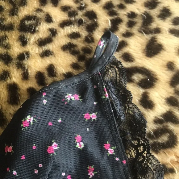 Floral Summer Dress - Picture 5 of 10